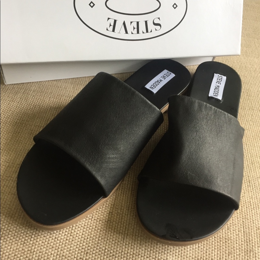 Steve Madden Black Leather Sandals